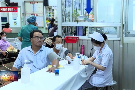 Đề phòng vật nuôi gây bệnh chết người mùa nắng nóng