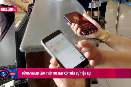 Dùng VNEID làm thủ tục bay có thật sự tiện lợi