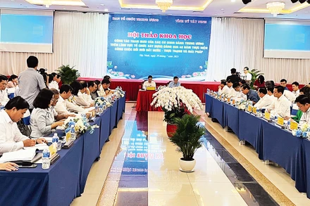 Toàn cảnh buổi hội thảo.