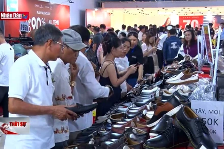 Đẩy mạnh kích cầu tiêu dùng, bình ổn thị trường cuối năm