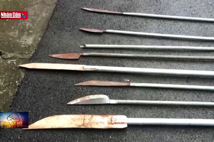 Báo động tình trạng thanh thiếu niên sử dụng vũ khí gây rối trật tự