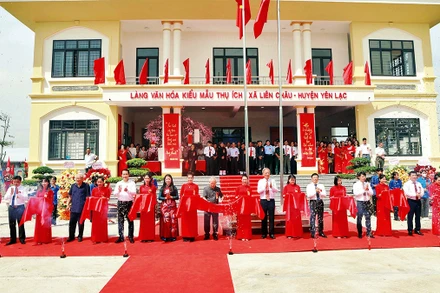 Khu văn hóa, thể thao thôn Thụ Ích, xã Liên Châu trị giá hơn 20 tỷ đồng được khánh thành và đưa vào sử dụng. 