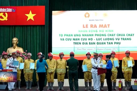 Nhân rộng tổ phản ứng nhanh lực lượng vũ trang phòng cháy chữa cháy