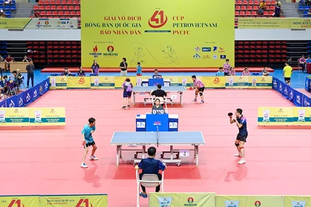 Các nội dung đồng đội nam, đồng đội nữ bắt đầu thi đấu ngày 4/7. (Ảnh VŨ LINH)