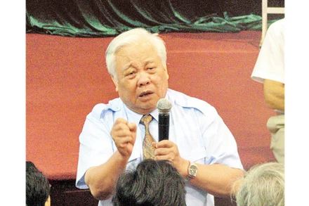 Người gắn bó với ngành khoa học và công nghệ nano 