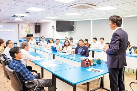 Lãnh đạo Ðảng ủy, Tập đoàn MEDGroup gặp mặt đội ngũ bác sĩ mới và giới thiệu văn hóa tập đoàn.