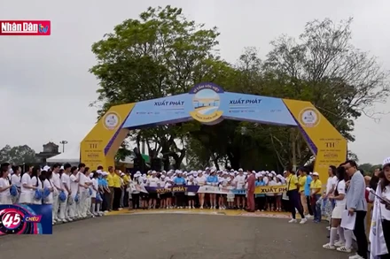 Hơn 15 nghìn người tham gia giải chạy S-Race