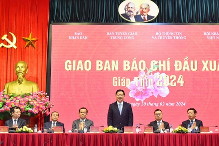 Các cơ quan báo chí phải đối mặt với thách thức, không ngừng đổi mới