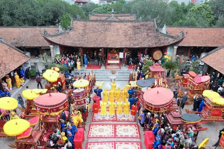 Lễ hội Cổ Loa diễn ra trong không khí hết sức trang nghiêm.