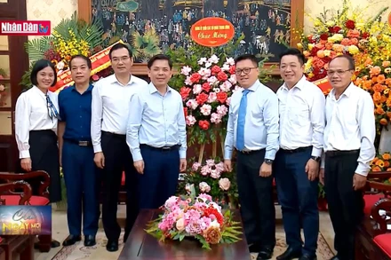 Các cơ quan chúc mừng Báo Nhân Dân nhân ngày 21/6