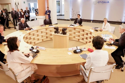 Các quan chức ngoại giao G7 và EU thảo luận về căng thẳng ở Trung Ðông. (Ảnh REUTERS)