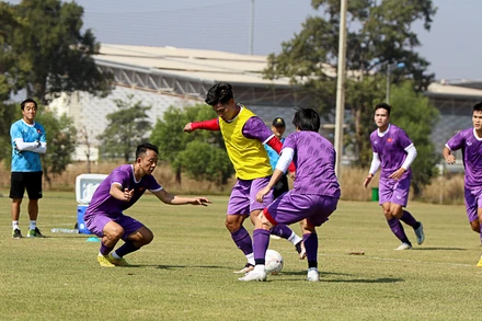 Ðội tuyển Việt Nam tập luyện trước trận gặp Malaysia. (Ảnh VFF)