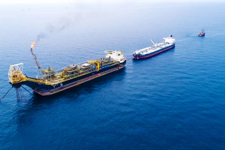 Xuất bán dầu thô của Cửu Long JOC.