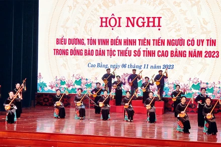 Hát then, đàn tính được trình diễn tại nhiều sự kiện trong tỉnh Cao Bằng.