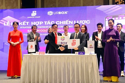 Saigon Co.op và UrBox ký kết hợp tác chiến lược.