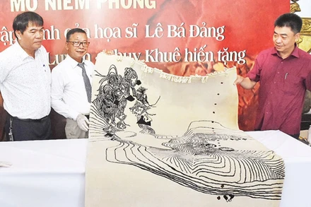 Bộ sưu tập tranh Lê Bá Đảng được mở niêm phong tại Bảo tàng Mỹ thuật Đà Nẵng.