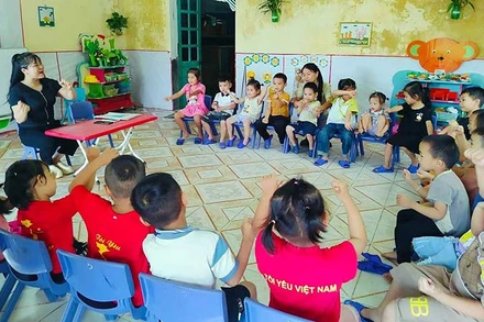 Học sinh Trường mầm non xã An Thịnh, huyện Văn Yên (Yên Bái) trong giờ học.