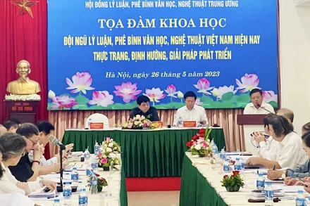 Toàn cảnh tọa đàm khoa học về đội ngũ lý luận, phê bình văn học, nghệ thuật hiện nay.