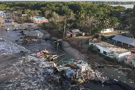 Nước biển dâng tác động tiêu cực tới nhiều khu vực tại Mexico. (Ảnh AP)