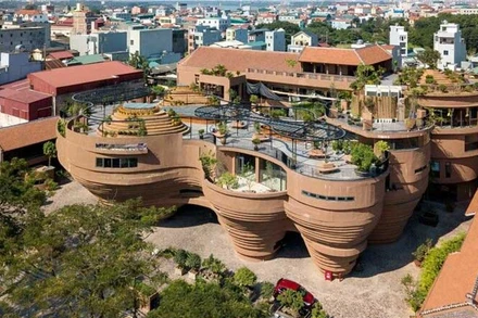 Xã Bát Tràng, huyện Gia Lâm, Hà Nội hôm nay. (Ảnh MINH THÀNH)