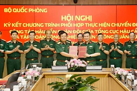 Ký kết chương trình phối hợp thực hiện chuyển đổi số giữa Tổng cục Hậu cần và Tập đoàn Viettel, tháng 5/2023.