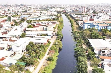 Tuyến kênh Tham Lương- Bến Cát-rạch Nước Lên được kỳ vọng hồi sinh khi thành phố triển khai dự án cải tạo và chỉnh trang.