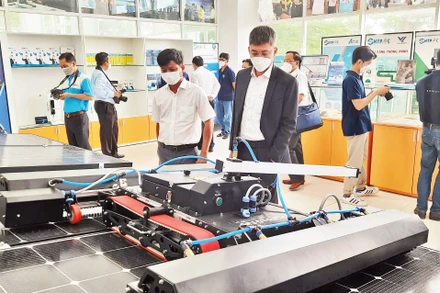 Trưng bày các sản phẩm khoa học-công nghệ tại Vườn ươm khu Công nghệ cao Thành phố Hồ Chí Minh.