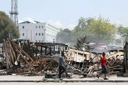 Thủ đô Port-au-Prince của Haiti bị tàn phá bởi bạo lực băng đảng. (Ảnh REUTERS)