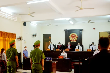 Phiên tòa xét xử một bị cáo chưa thành niên ở Kiên Giang.