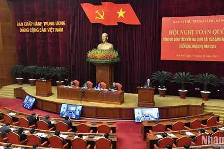 [Ảnh] Hội nghị toàn quốc tổng kết công tác kiểm tra, giám sát của Đảng năm 2023, triển khai nhiệm vụ năm 2024