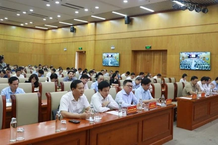 Các đại biểu dự hội nghị.