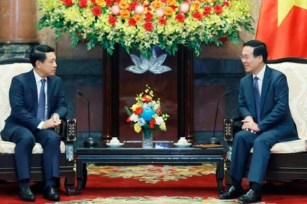 Chủ tịch nước Võ Văn Thưởng tiếp Phó Thủ tướng, Bộ trưởng Ngoại giao Lào Saleumxay Kommasith. (Ảnh: Thống Nhất/TTXVN)