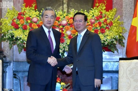 Chủ tịch nước Võ Văn Thưởng tiếp Bộ trưởng Ngoại giao Trung Quốc Vương Nghị. (Ảnh: Đăng Khoa)