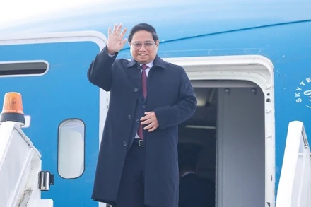 Thủ tướng Phạm Minh Chính tới sân bay quốc tế Kazan, bắt đầu tham dự Hội nghị các Nhà lãnh đạo Nhóm BRICS mở rộng 2024.