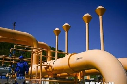 Đường ống dẫn khí tại trạm nén khí Bulgartransgaz ở Ihtiman, Bulgaria. (Ảnh: AFP/TTXVN)