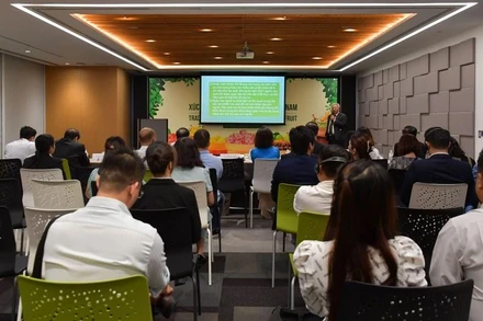 Chủ tịch Hiệp hội rau quả Việt Nam Nguyễn Thanh Bình giới thiệu tiềm năng của rau quả Việt Nam.