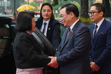 [Ảnh] Chủ tịch Quốc hội Vương Đình Huệ hội đàm với Chủ tịch Quốc hội Campuchia Samdech Khuon Sudary