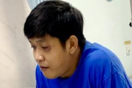 Nghi can Ứng Thế Huy.