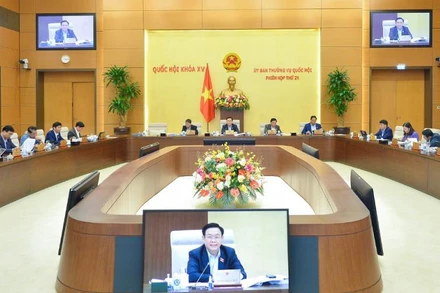 Một phiên họp của Ủy ban Thường vụ Quốc hội khóa XV. (Nguồn: quochoi.vn)