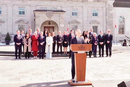 Tân Thủ tướng Canada Mark Carney phát biểu trước báo giới tại Ottawa. (Ảnh TÂN HOA XÃ)