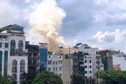 Hiện trường vụ cháy quán karaoke tại phố Quan Hoa vào ngày 1/8/2022.