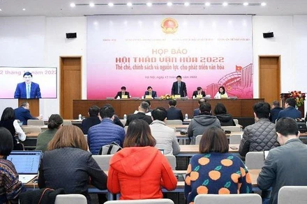 Quang cảnh buổi họp báo.