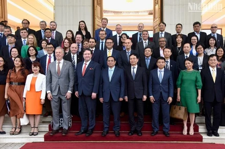 Thủ tướng Phạm Minh Chính cùng đoàn doanh nghiệp của Hội đồng Kinh doanh Hoa Kỳ-ASEAN.