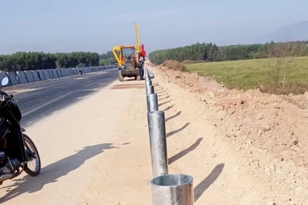 Giải quyết các đường găng trên tuyến 2.