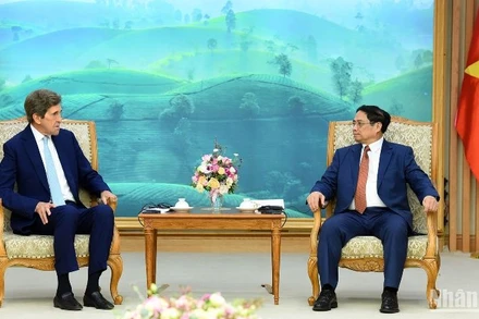 Thủ tướng Phạm Minh Chính tiếp Đặc phái viên của Tổng thống Hoa Kỳ về khí hậu John Kerry.