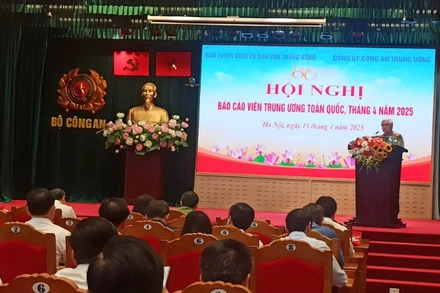 Toàn cảnh Hội nghị Báo cáo viên Trung ương toàn quốc tháng 4/2025.