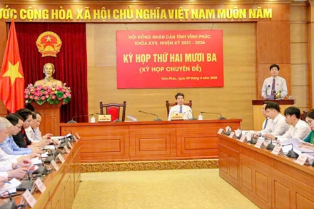 Toàn cảnh kỳ họp Hội đồng nhân dân tỉnh.