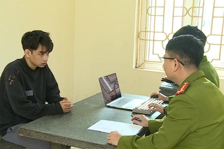 Đối tượng Nguyễn Hoài Nam tại Cơ quan Công an.