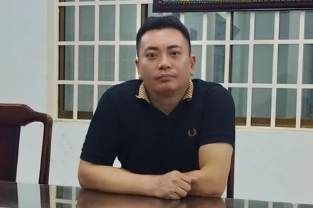 Đối tượng Chu Minh Quang bị bắt giữ khẩn cấp để điều tra làm rõ hành vi Lừa đảo chiếm đoạt tài sản.