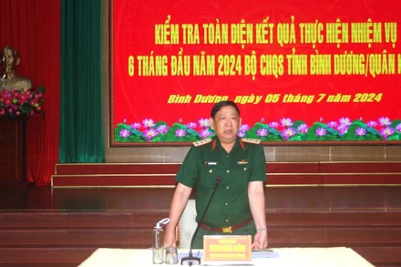 Thượng tướng Huỳnh Chiến Thắng phát biểu ý kiến tại buổi kiểm tra.